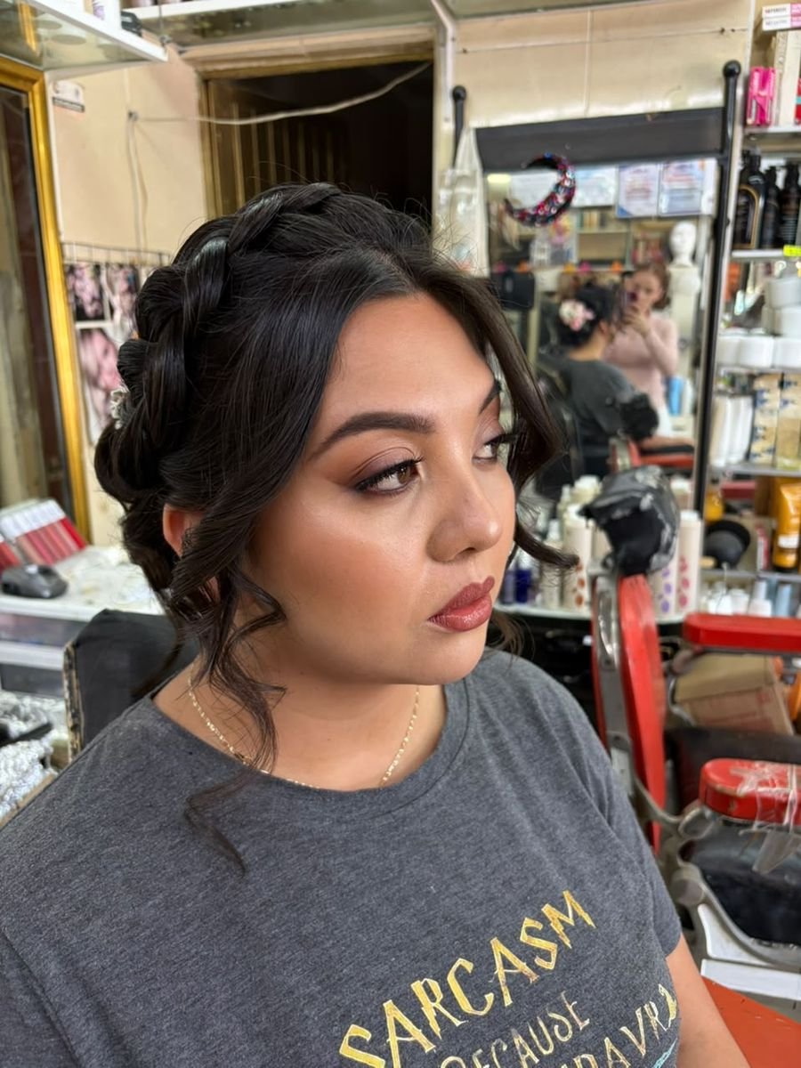 Novia — peinado de perfil